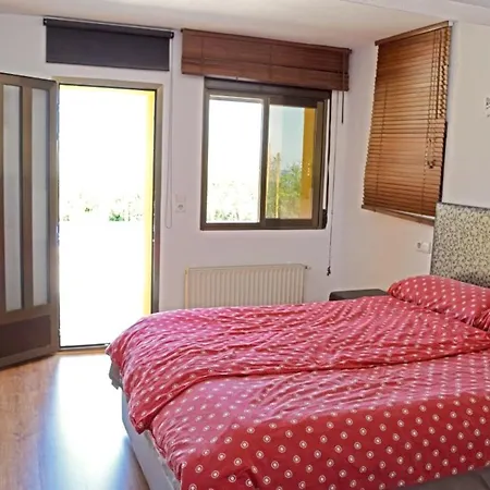 With 4 Bedrooms In With Wonderful Sea View Private Pool Furnished Terrace 4 Km From The Beach Вилла Дения